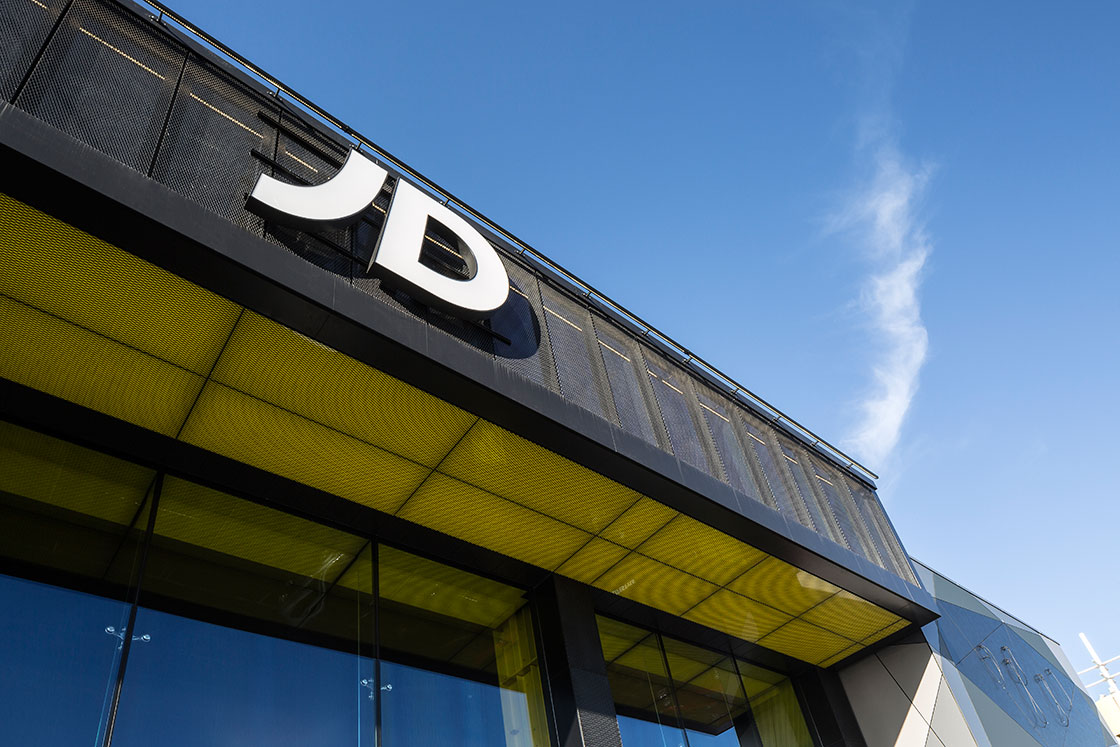 JD Sports – Fort Kinnaird Retail Park sign and cladding