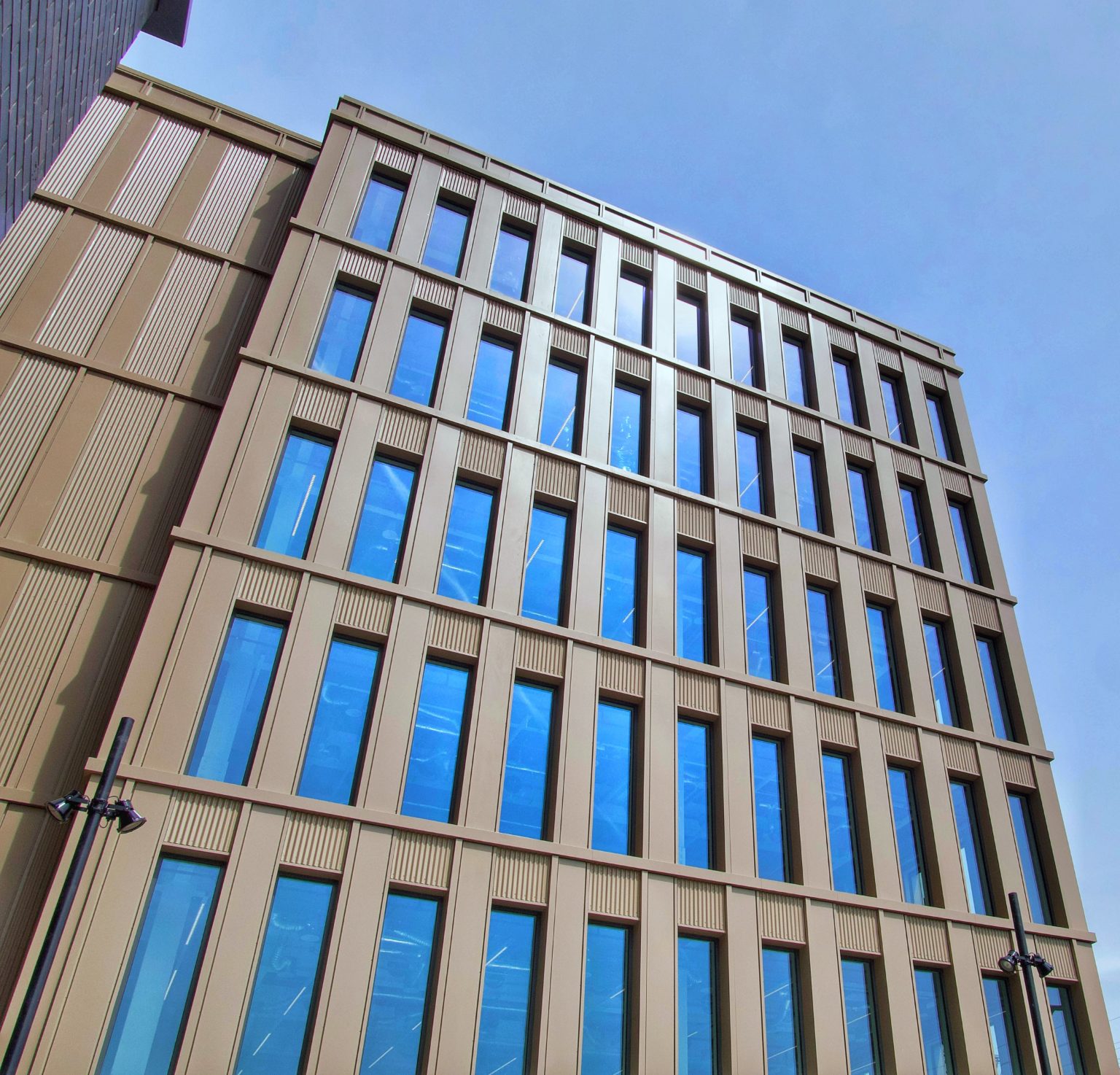 Building 6 Buchanan Wharf Case Study Titan Facades